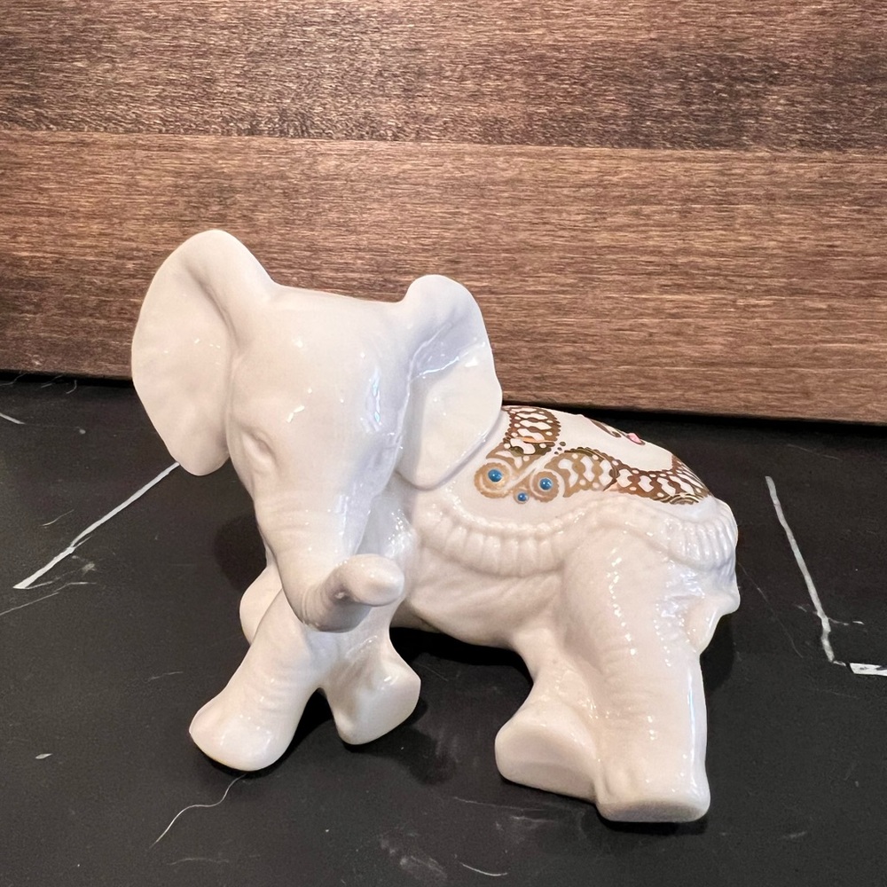 Vintage Rare Laying Elephant Calf China Jewels